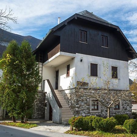 Guest House Vila Korosec Bovec Eksteriør billede