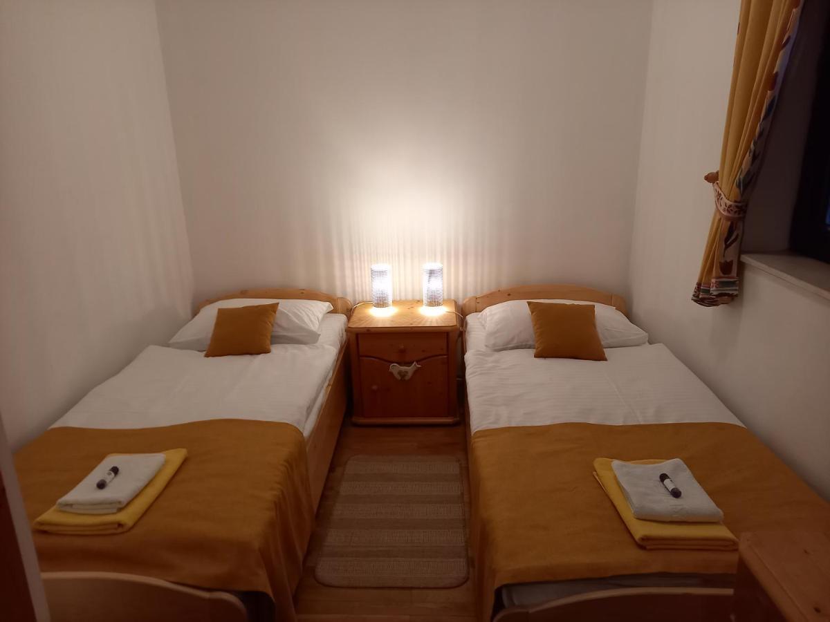 Guest House Vila Korosec Bovec Eksteriør billede